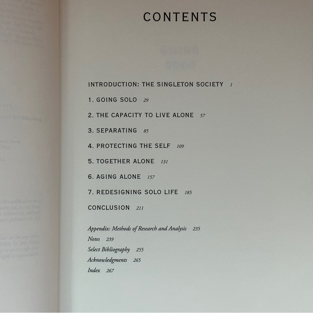 Going Solo by Eric Klinenberg | Sociology, Non-fiction | Hardcover Book - Picture 6 of 8